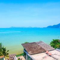Villa at the first line of the sea / lake, in the suburbs in Thailand, Phuket, 600 sq.m.