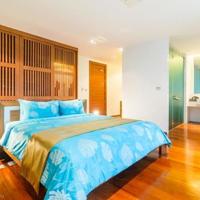 Villa at the first line of the sea / lake, in the suburbs in Thailand, Phuket, 600 sq.m.