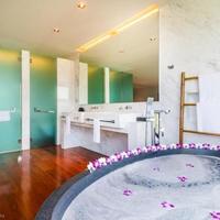 Villa at the first line of the sea / lake, in the suburbs in Thailand, Phuket, 600 sq.m.