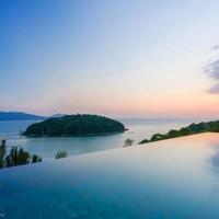 Вилла на первой линии моря/озера, в пригороде в Таиланде, Пхукет, 1695 кв.м.