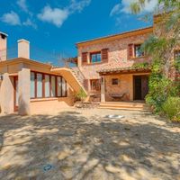 Дом в Испании, Балеарские Острова, Пальма, 786 кв.м.