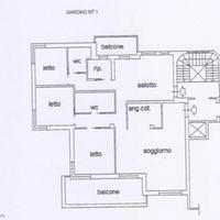 Apartment in the suburbs in Italy, Lazio, 200 sq.m.