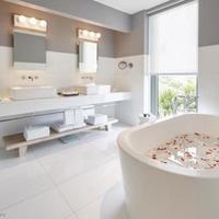 Villa at the first line of the sea / lake, in the suburbs in Thailand, Phuket, 248 sq.m.