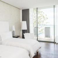 Villa at the first line of the sea / lake, in the suburbs in Thailand, Phuket, 248 sq.m.