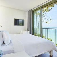 Villa at the first line of the sea / lake, in the suburbs in Thailand, Phuket, 248 sq.m.