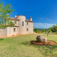 Villa in Spain, Balearic Islands, Palma, 675 sq.m.