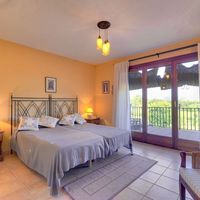 Villa in Spain, Balearic Islands, Palma, 675 sq.m.