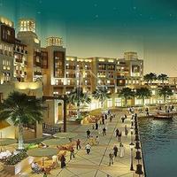 Flat in the city center, at the first line of the sea / lake in United Arab Emirates, Dubai, Ajman, 181 sq.m.