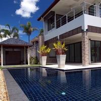 Villa at the first line of the sea / lake, in the suburbs in Thailand, Phuket, Phatthaya, 594 sq.m.