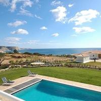 Вилла на второй линии моря/озера, в пригороде в Португалии, Албуфейра, 438 кв.м.