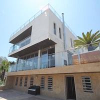 Villa in Spain, Comunitat Valenciana, Alicante, 600 sq.m.