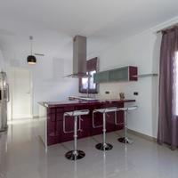 Villa in Spain, Comunitat Valenciana, Alicante, 711 sq.m.