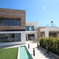 Apartment in Spain, Comunitat Valenciana, Alicante, 330 sq.m.