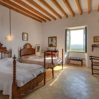 Дом в Испании, Балеарские Острова, Пальма, 1803 кв.м.