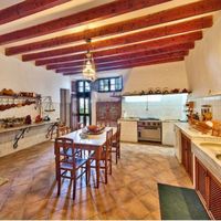 Дом в Испании, Балеарские Острова, Пальма, 1400 кв.м.