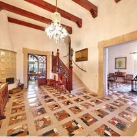 Дом в Испании, Балеарские Острова, Пальма, 1400 кв.м.