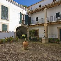 House in Spain, Balearic Islands, Palma, 3933 sq.m.