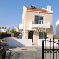 House in Republic of Cyprus, Eparchia Larnakas, Larnaca, 200 sq.m.