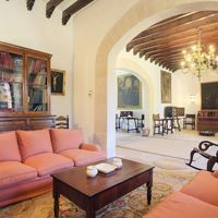 Дом в Испании, Балеарские Острова, Пальма, 1335 кв.м.