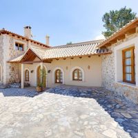 House in Spain, Balearic Islands, Palma, 324 sq.m.