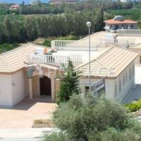 Villa in Republic of Cyprus, Eparchia Pafou, Nicosia, 215 sq.m.