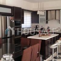 Villa in Republic of Cyprus, Eparchia Pafou, Nicosia, 460 sq.m.