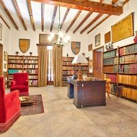 House in Spain, Balearic Islands, Palma, 1465 sq.m.