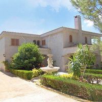 Villa in Spain, Balearic Islands, Palma, 400 sq.m.