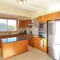 Villa in Republic of Cyprus, Eparchia Pafou, Nicosia, 192 sq.m.