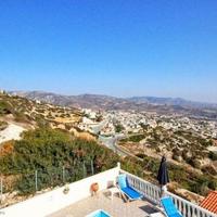 Villa in Republic of Cyprus, Eparchia Pafou, Nicosia, 128 sq.m.