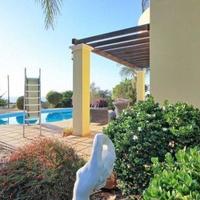 Villa in Republic of Cyprus, Eparchia Pafou, Nicosia, 180 sq.m.