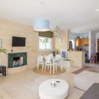 Другая коммерческая недвижимость на Кипре, Лимасол