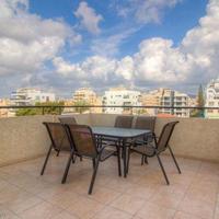 Flat in Republic of Cyprus, Lemesou, 250 sq.m.