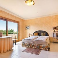 Villa in Spain, Balearic Islands, Palma, 525 sq.m.