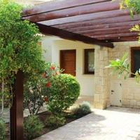 Villa in Republic of Cyprus, Eparchia Pafou, Nicosia, 100 sq.m.
