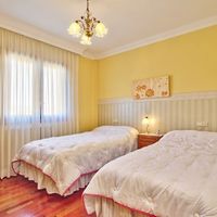 Villa in Spain, Balearic Islands, Palma, 365 sq.m.