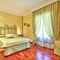 Villa in Spain, Balearic Islands, Palma, 365 sq.m.