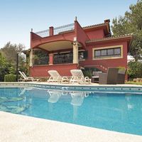 Villa in Spain, Balearic Islands, Palma, 380 sq.m.