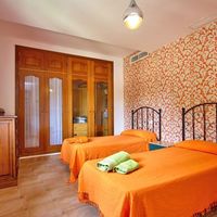 Villa in Spain, Balearic Islands, Palma, 380 sq.m.