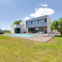 Villa in Spain, Balearic Islands, Palma, 451 sq.m.