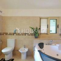 Villa in Republic of Cyprus, Eparchia Pafou, Nicosia, 300 sq.m.