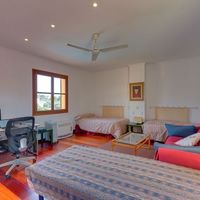 Villa in Spain, Balearic Islands, Palma, 380 sq.m.