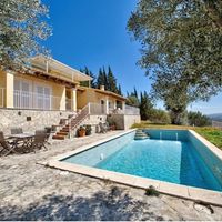 Villa in Spain, Balearic Islands, Palma, 355 sq.m.