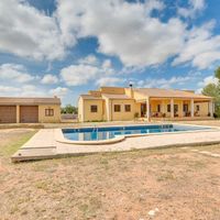 Villa in Spain, Balearic Islands, Palma, 340 sq.m.