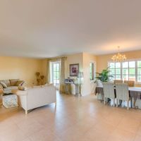 Villa in Spain, Balearic Islands, Palma, 340 sq.m.