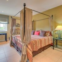 Villa in Spain, Balearic Islands, Palma, 340 sq.m.