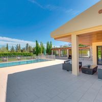 Villa in Spain, Balearic Islands, Palma, 327 sq.m.