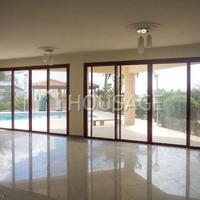 Villa in Republic of Cyprus, Lemesou, 900 sq.m.