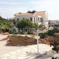 Вилла на Кипре, Пафос, Никосия, 615 кв.м.