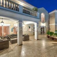 Villa in Republic of Cyprus, Lemesou, 585 sq.m.